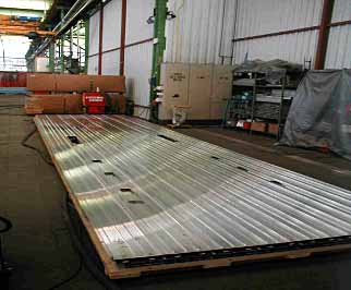 Fig.2. Friction stir welded roof panel produced at Hydro Marine Aluminium for Sapa for delivery to Alstom LHB (Germany)